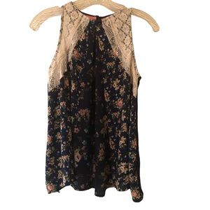 Taylor & Sage floral and lace sleeveless top